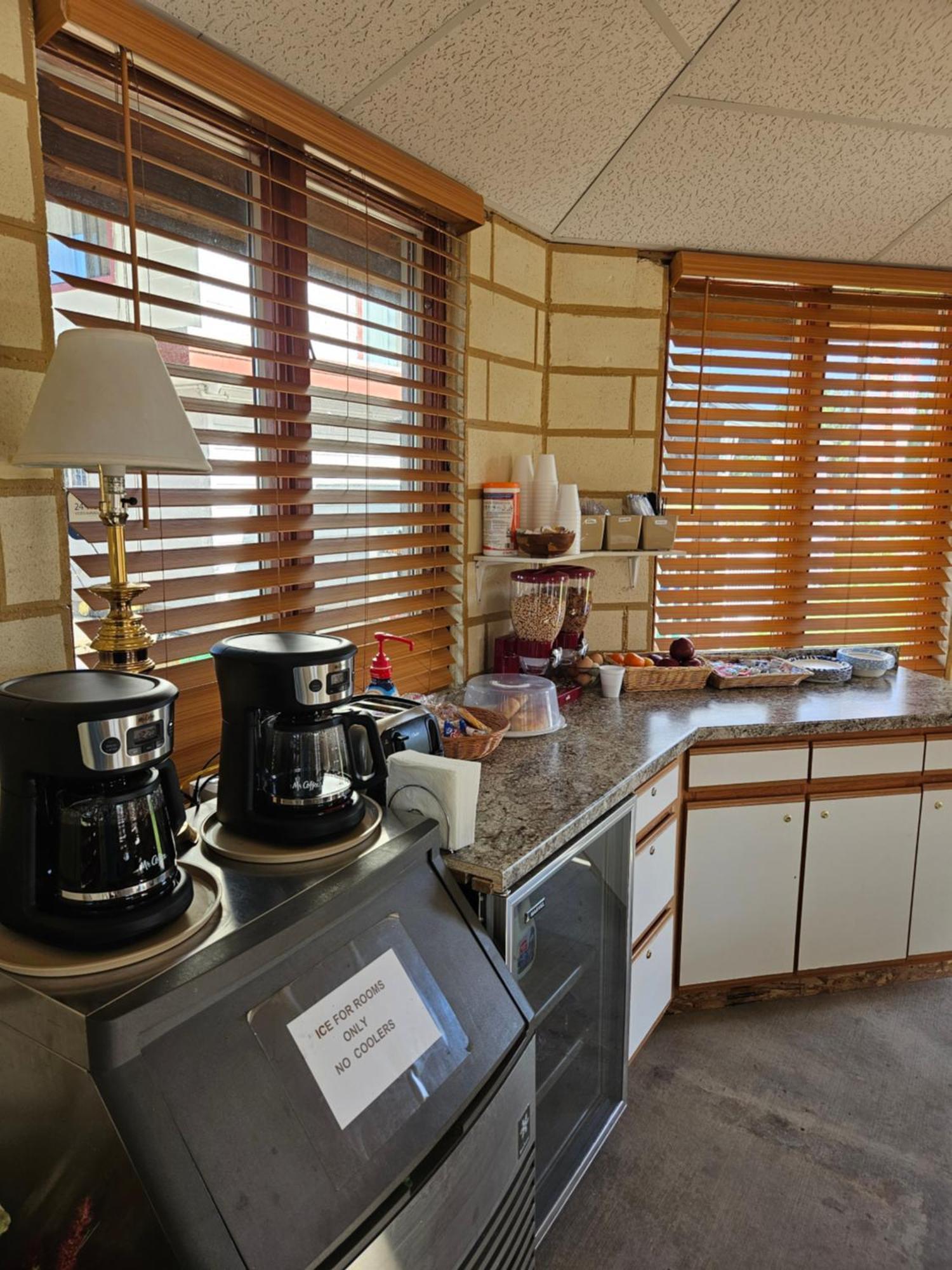 Travel Inn Motel Canon City Buitenkant foto